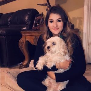 Meet your Posher, Dalya